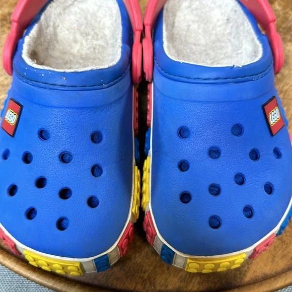 Crocs Clogs Youth Girls Boys 10/11 LEGO Blue Red Convertible Fleece Lined - Picture 10 of 13